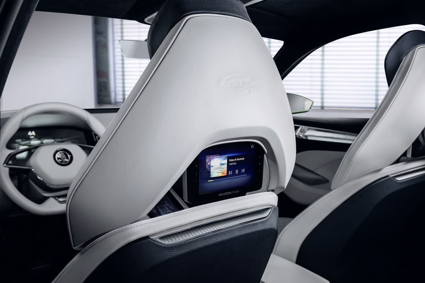 skoda-visions-concept-official-photo-27